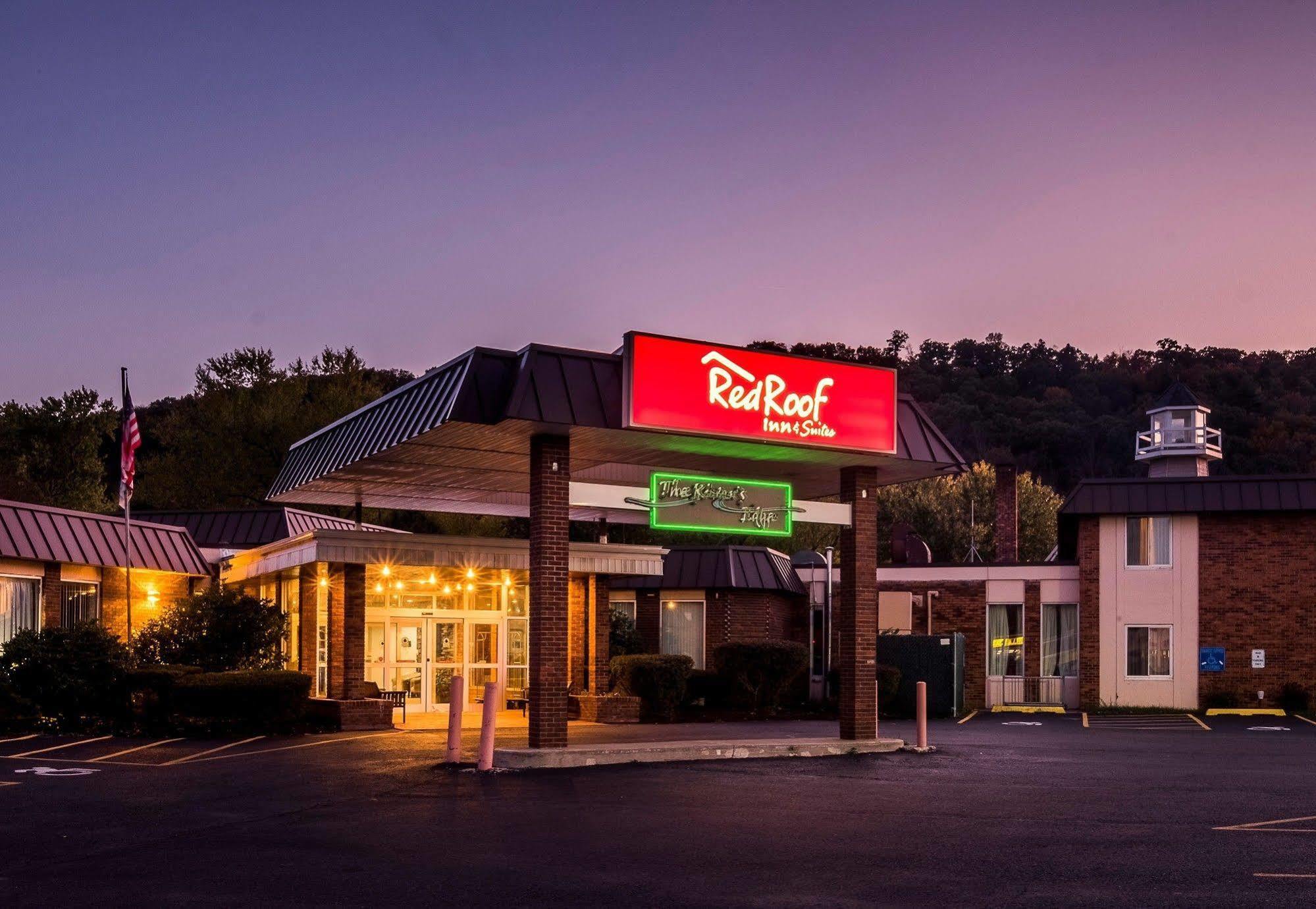 Quality Inn & Suites Owego Экстерьер фото
